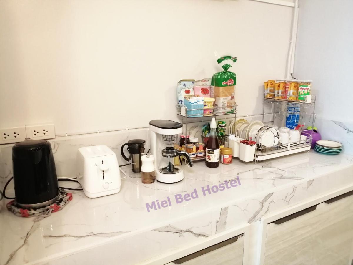 Miel Bed Hostel & Gallery Chiang Mai Exterior photo